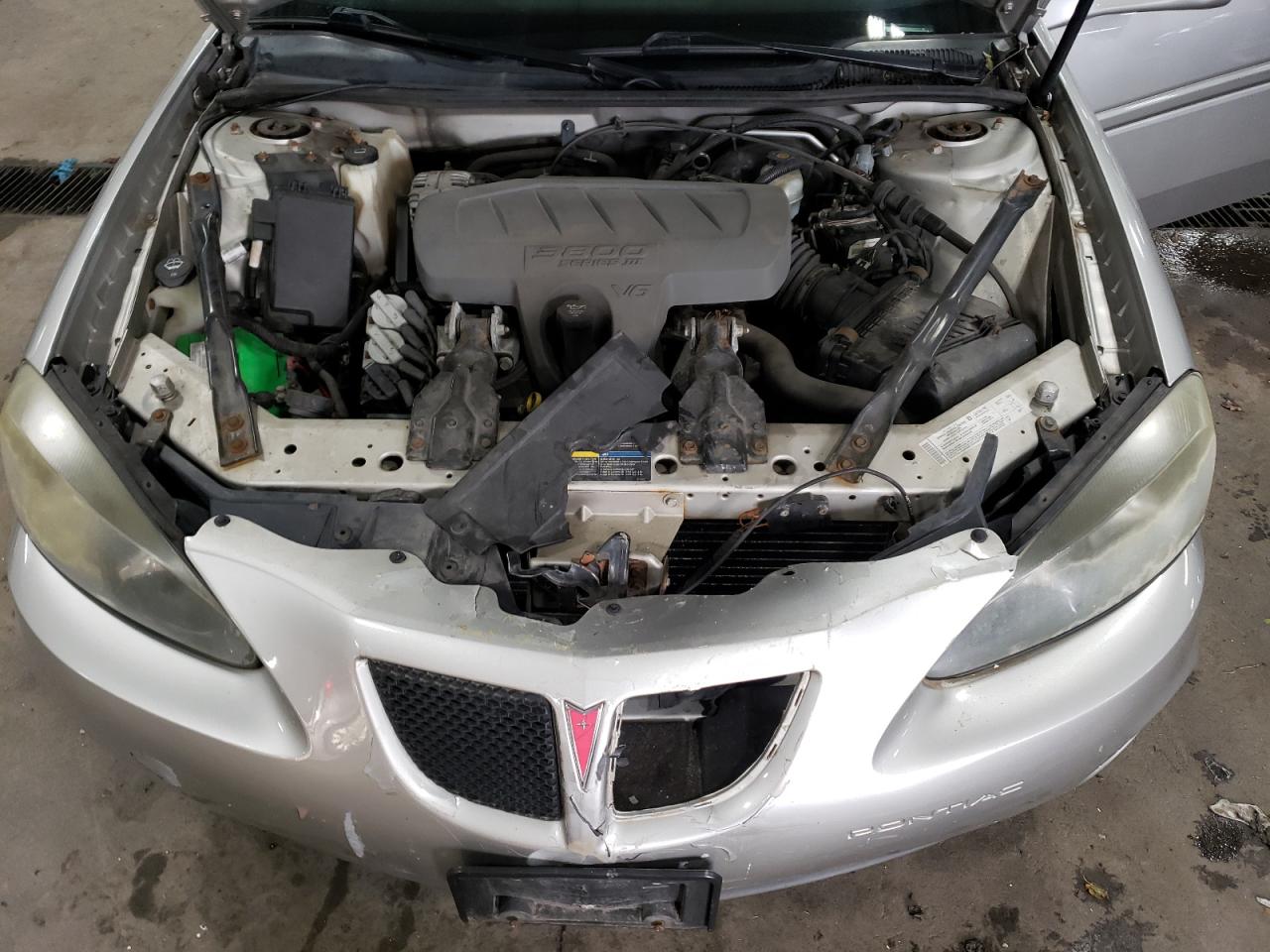 2006 Pontiac Grand Prix VIN 2G2WP552261223817 Copart auction photo, front end damage thumbnail 11