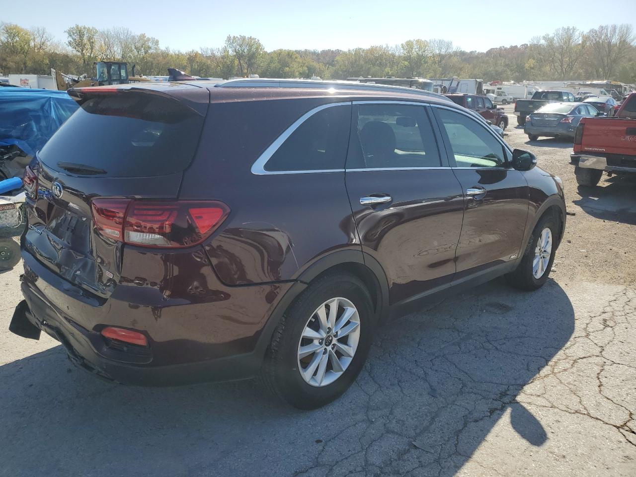2019 KIA Sorento VIN 5XYPGDA30KG538589 Copart auction photo, unknown damage thumbnail 3
