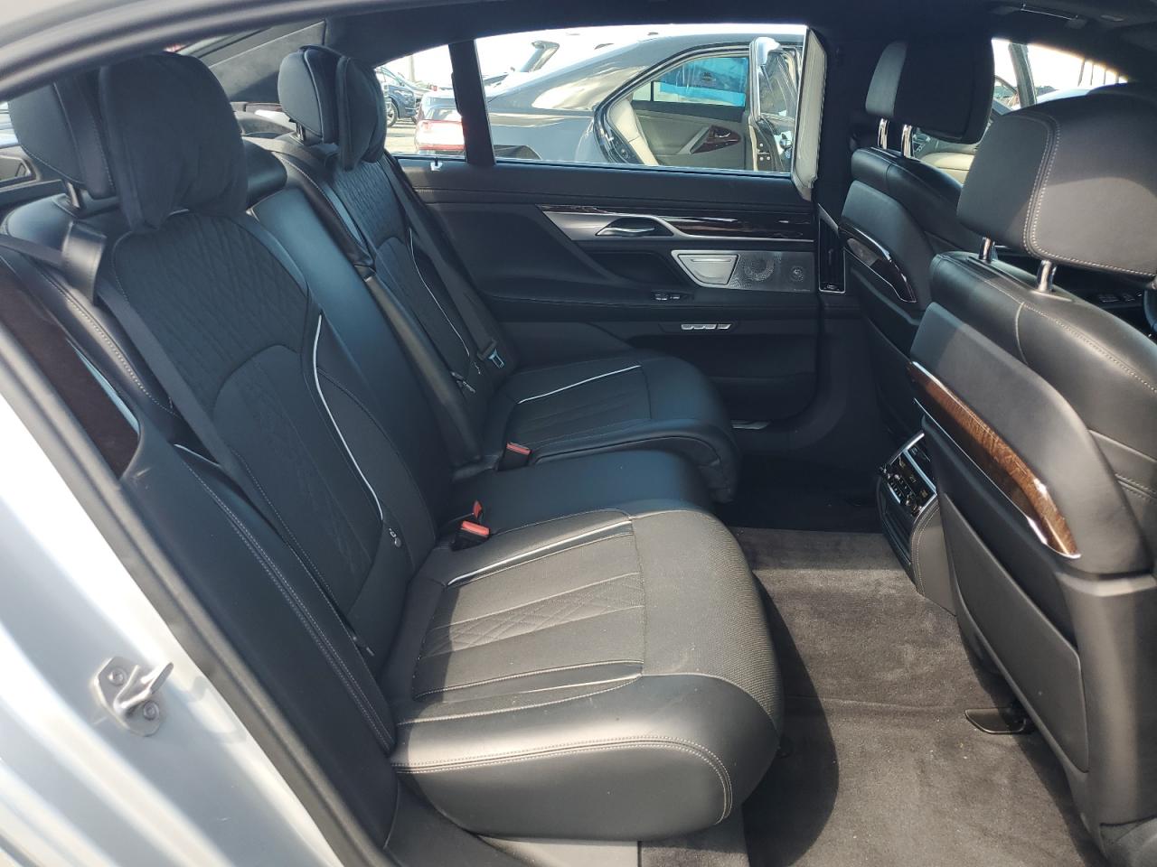 2017 BMW 7er VIN WBA7F0C31HGM21647 Copart auction photo, all over damage thumbnail 10