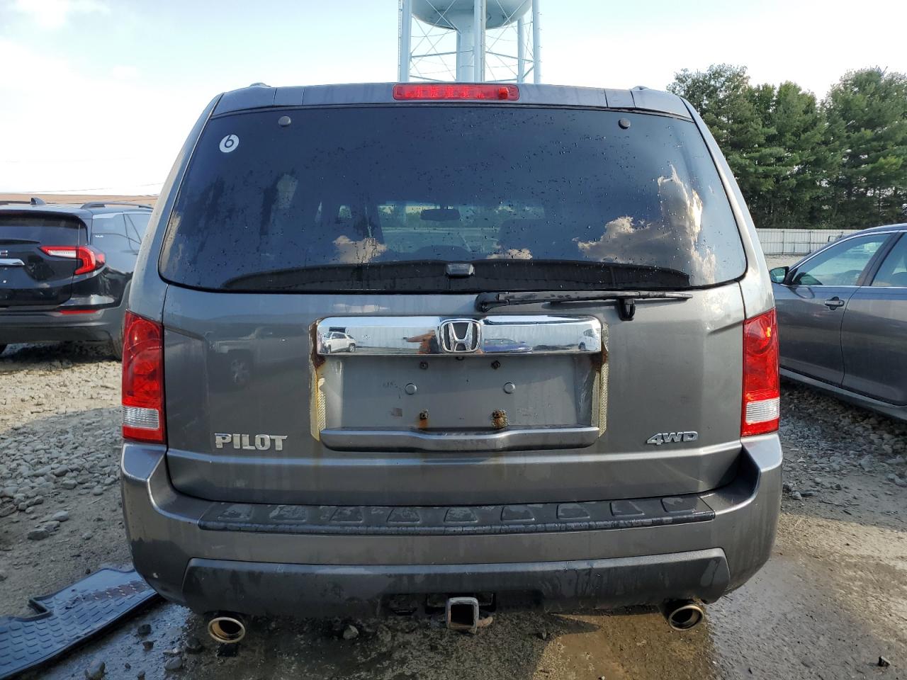 2011 Honda Pilot VIN 5FNYF4H73BB051698 Copart auction photo, front end damage thumbnail 6