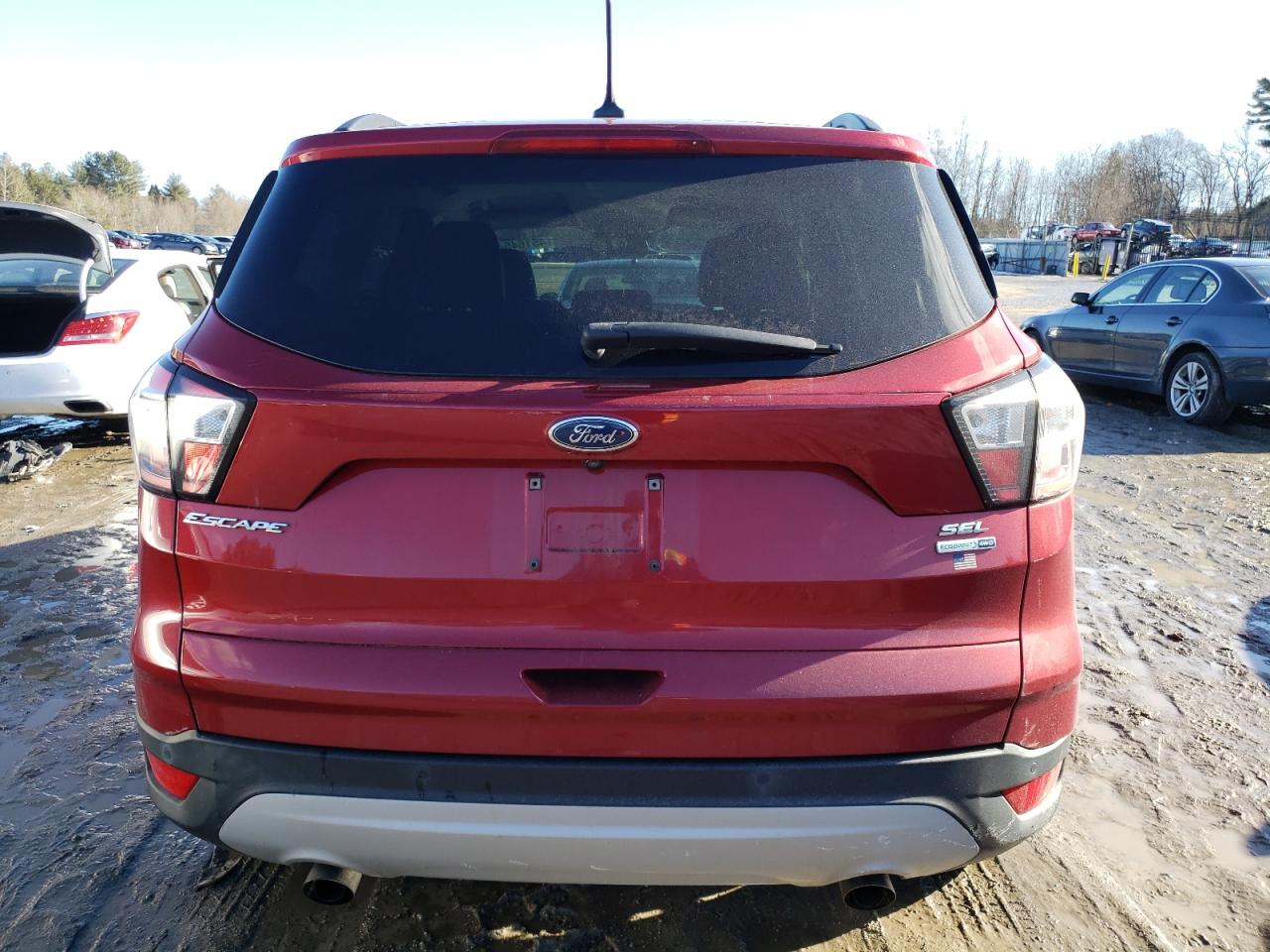 2018 Ford Escape VIN 1FMCU9HD2JUA06059 Copart auction photo, front end / minor dent/scratches damage thumbnail 6