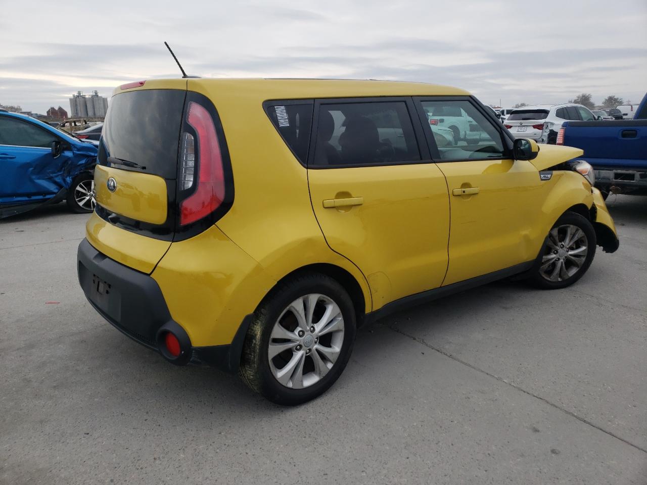 2015 KIA Soul VIN KNDJP3A5XF7222587 Copart auction photo, front end damage thumbnail 3