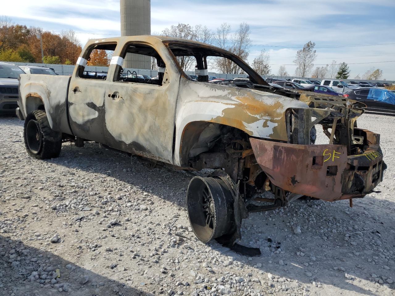 2012 GMC Sierra VIN 1GT125E88CF161871 Copart auction photo, burn damage thumbnail 4