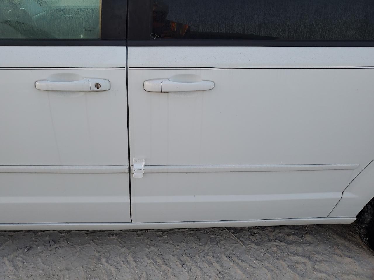 2016 Dodge Caravan VIN 2C4RDGBG7GR330636 Copart auction photo, water/flood damage thumbnail 13