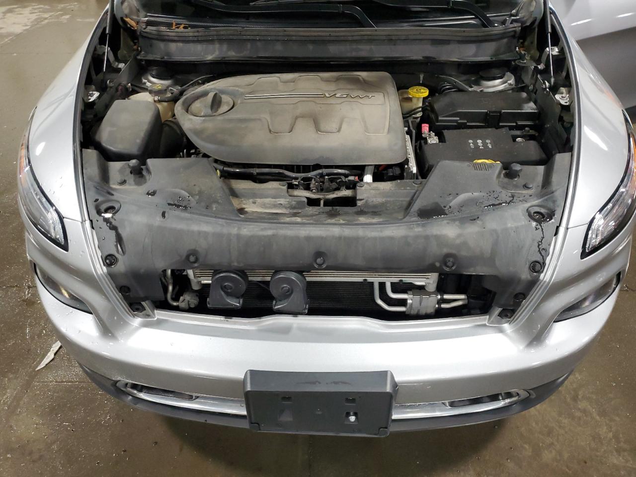 2016 Jeep Grand Cherokee VIN 1C4PJMDS2GW360246 Copart auction photo, rear end damage thumbnail 13