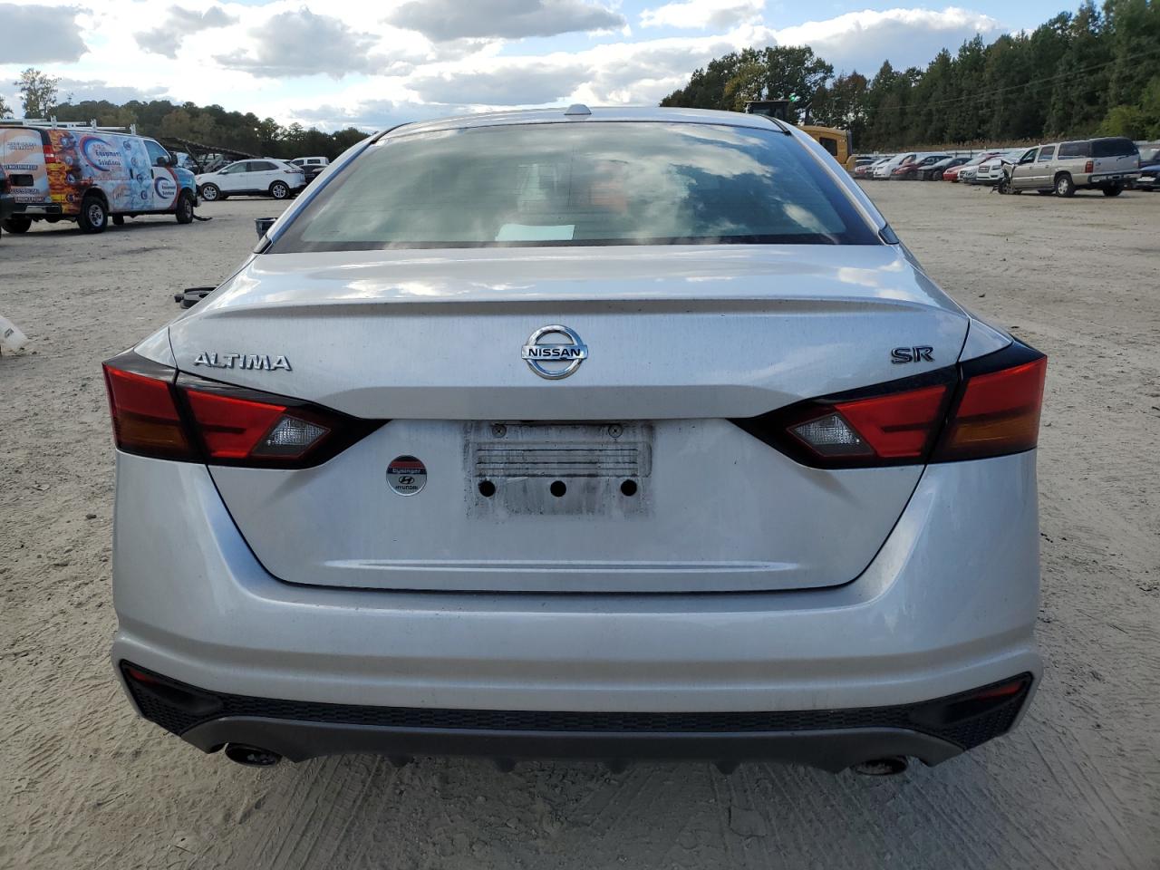 2019 Nissan Altima VIN 1N4BL4CV0KC168873 Copart auction photo, side / minor dent/scratches damage thumbnail 6