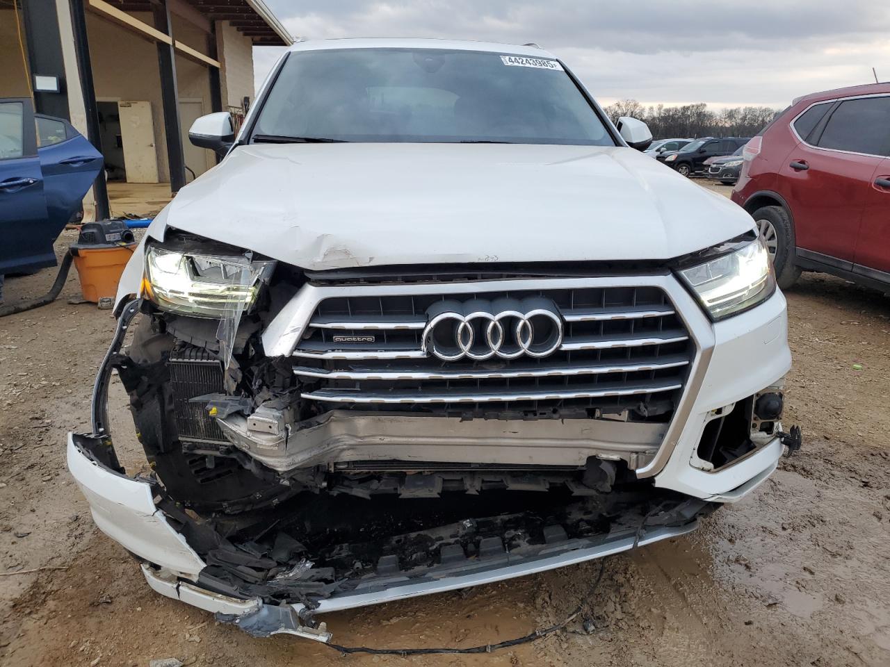 2018 Audi Q7 VIN WA1VAAF74JD014792 Copart auction photo, front end damage thumbnail 5