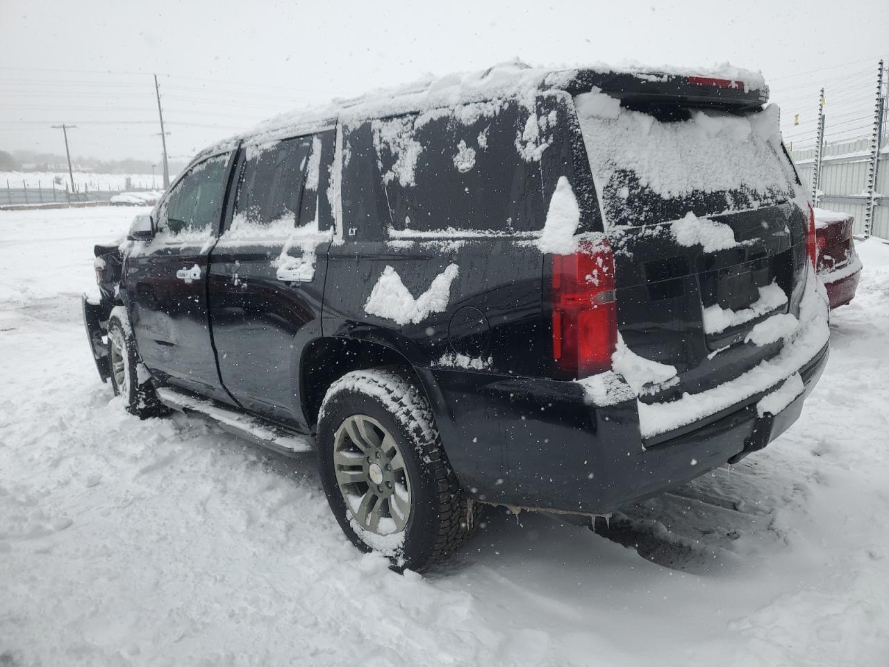 2015 Chevrolet Tahoe VIN 1GNSKBKC1FR600978 Copart auction photo, front end / side damage thumbnail 2