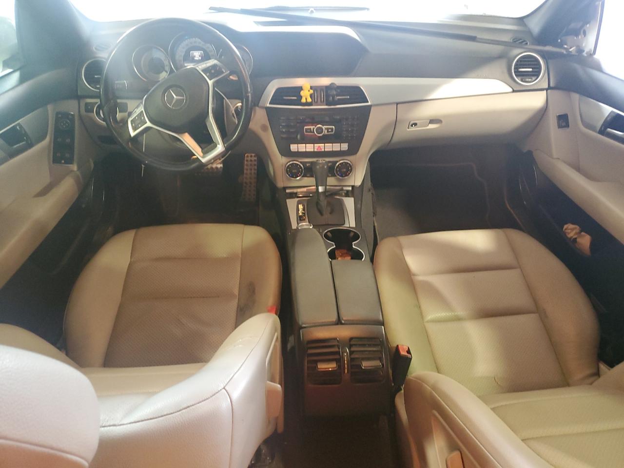 2013 Mercedes-Benz C-klasse VIN WDDGF4HB0DA806503 Copart auction photo, front end / mechanical damage thumbnail 8
