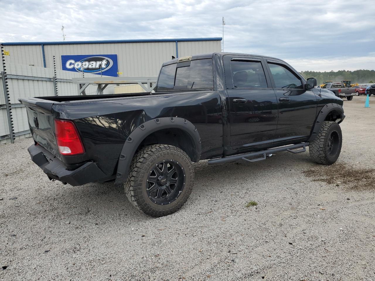 2019 RAM 1500 VIN 1C6RR7TT9KS614667 Copart auction photo, rear end damage thumbnail 3