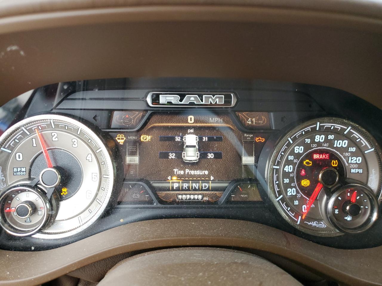 2020 RAM 1500 VIN 1C6SRFKT8LN382656 Copart auction photo, front end / minor dent/scratches damage thumbnail 9