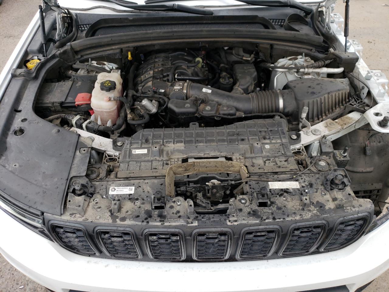 2021 Jeep Grand Cherokee VIN 1C4RJKAG5M8145747 Copart auction photo, side / front end damage thumbnail 12
