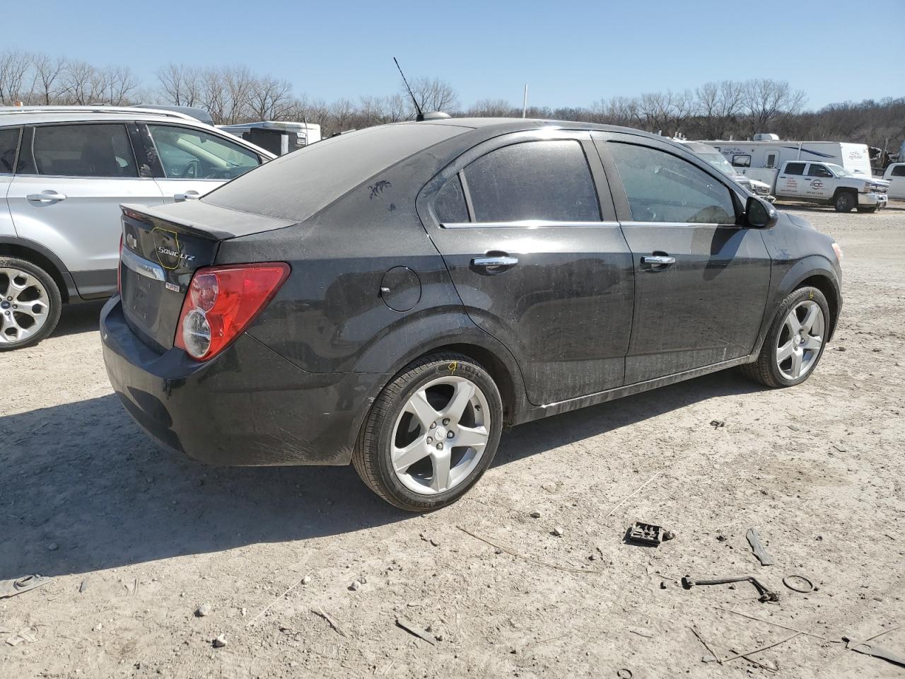2015 Chevrolet Sonic VIN 1G1JE5SB8F4145170 Copart auction photo, vandalism / minor dent/scratches damage thumbnail 3