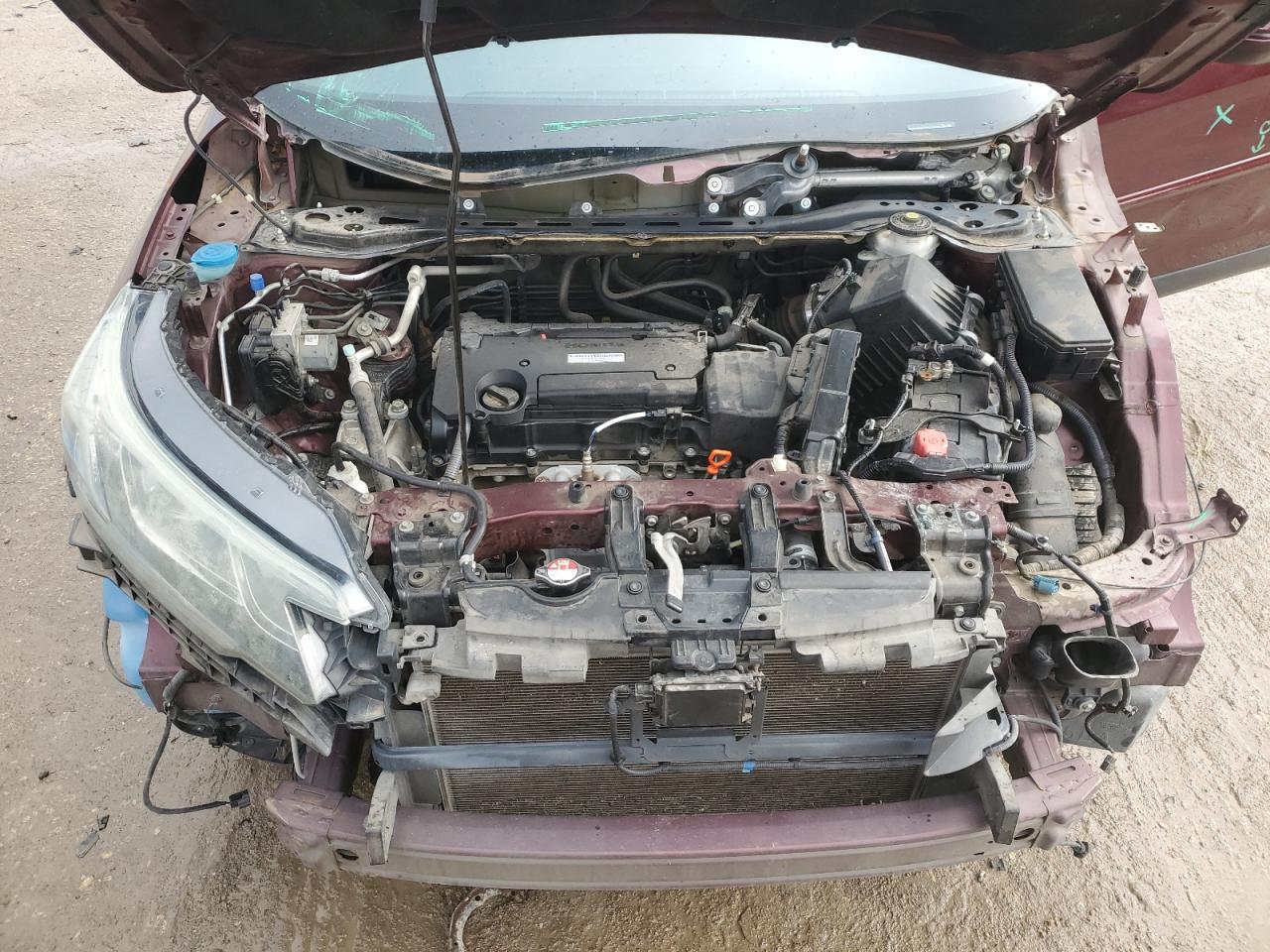 2016 Honda CR-V VIN 5J6RM4H95GL083837 Copart auction photo, front end / minor dent/scratches damage thumbnail 12