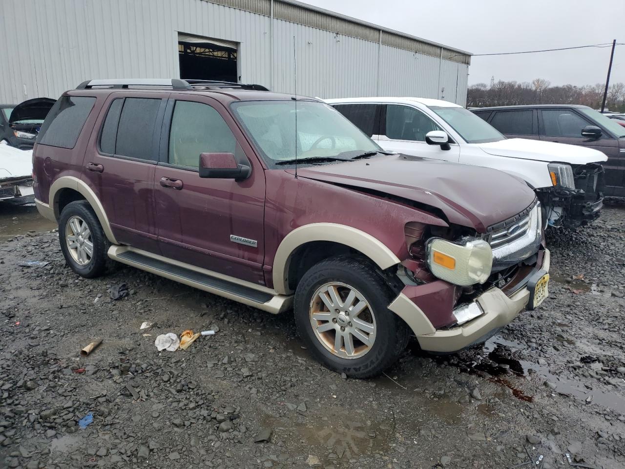 2006 Ford Explorer VIN 1FMEU64E96UB31752 Copart auction photo, front end / minor dent/scratches damage thumbnail 4