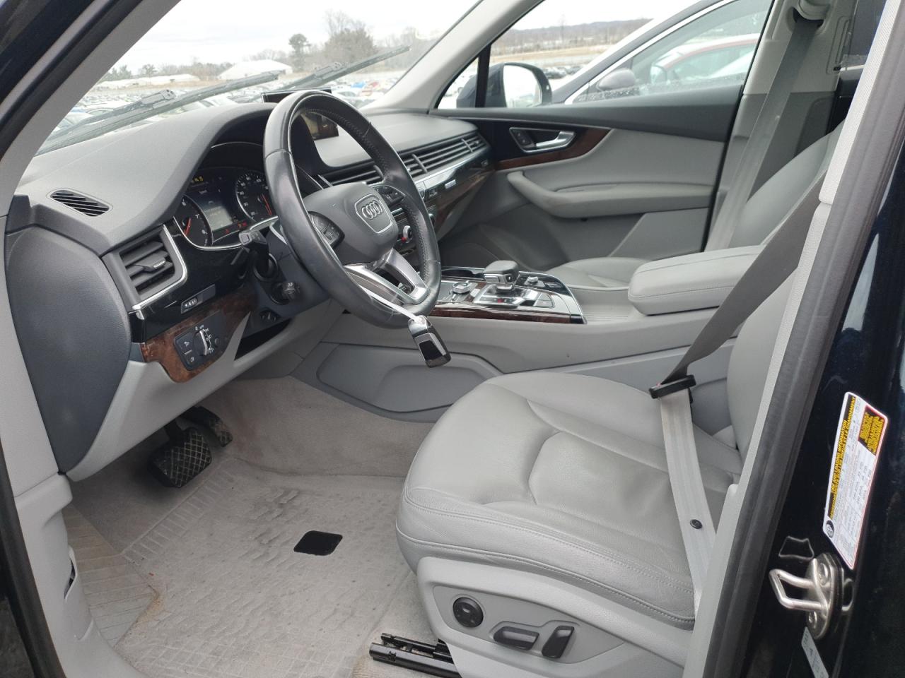 2017 Audi Q7 VIN WA1LAAF72HD025534 Copart auction photo, front end / side damage thumbnail 7