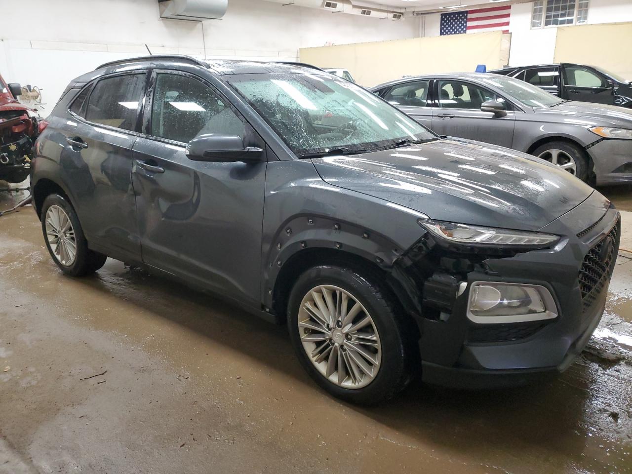 2020 Hyundai Kona VIN KM8K2CAA2LU564883 Copart auction photo, side / front end damage thumbnail 4