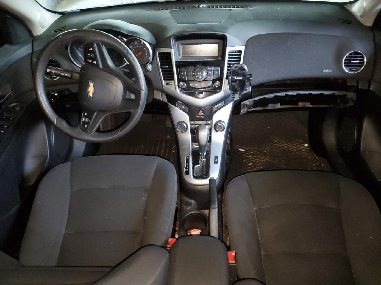 2016 Chevrolet Cruze VIN 1G1PE5SB0G7179999 Copart auction photo, vandalism / all over damage thumbnail 8