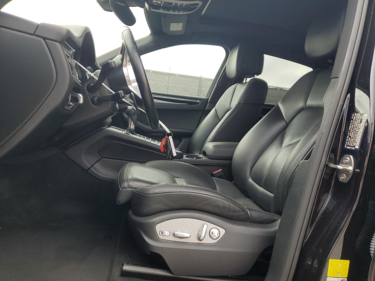 2018 Porsche Macan VIN WP1AA2A53JLB17402 Copart auction photo, frame damage / front end damage thumbnail 7
