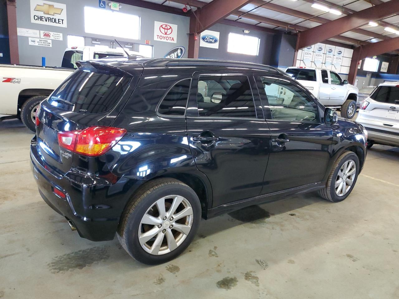 2012 Mitsubishi Outlander VIN JA4AR4AU8CZ000471 Copart auction photo, all over / minor dent/scratches damage thumbnail 3