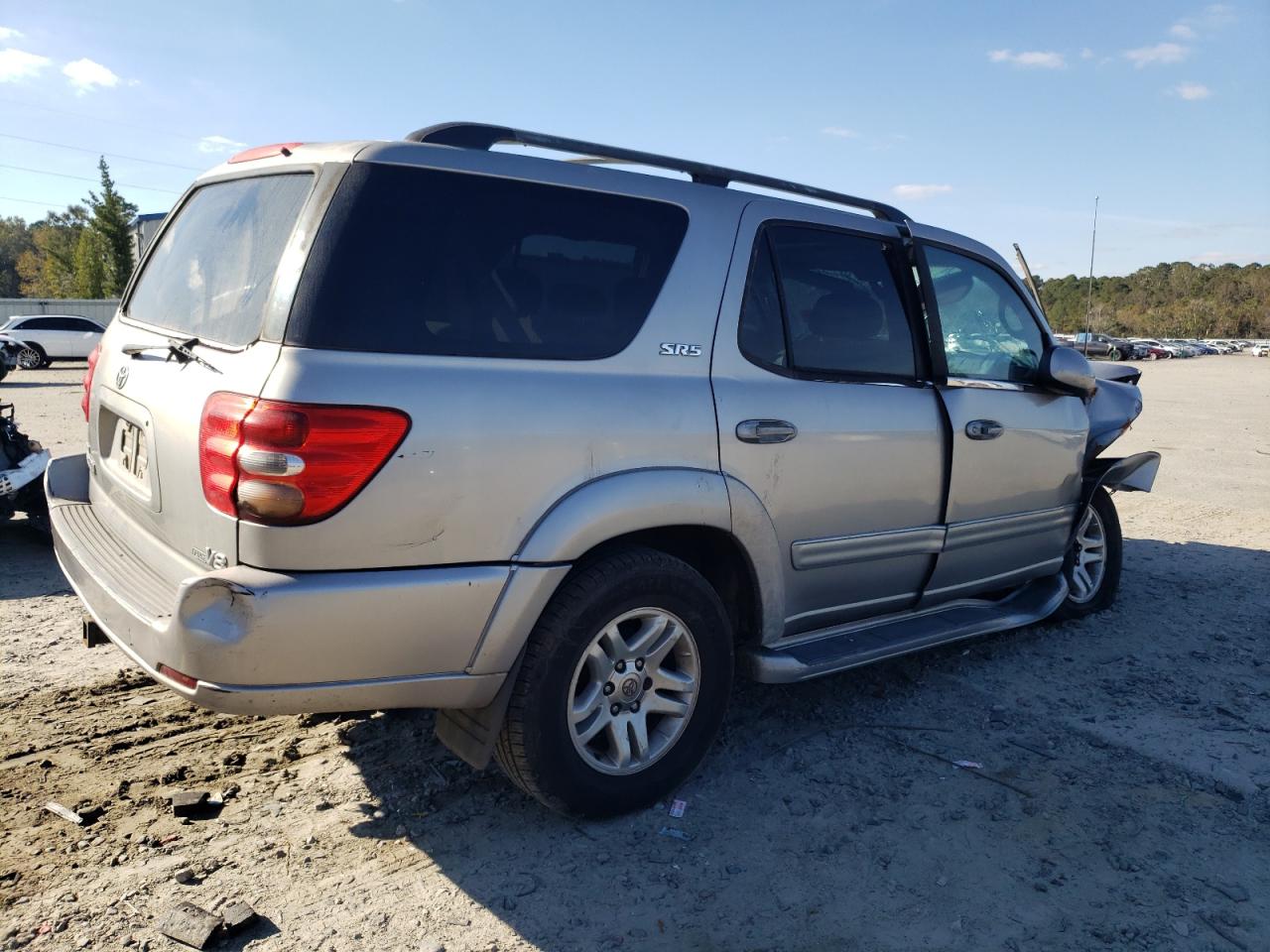 2004 Toyota Sequoia VIN 5TDZT34A34S209030 Copart auction photo, front end damage thumbnail 3