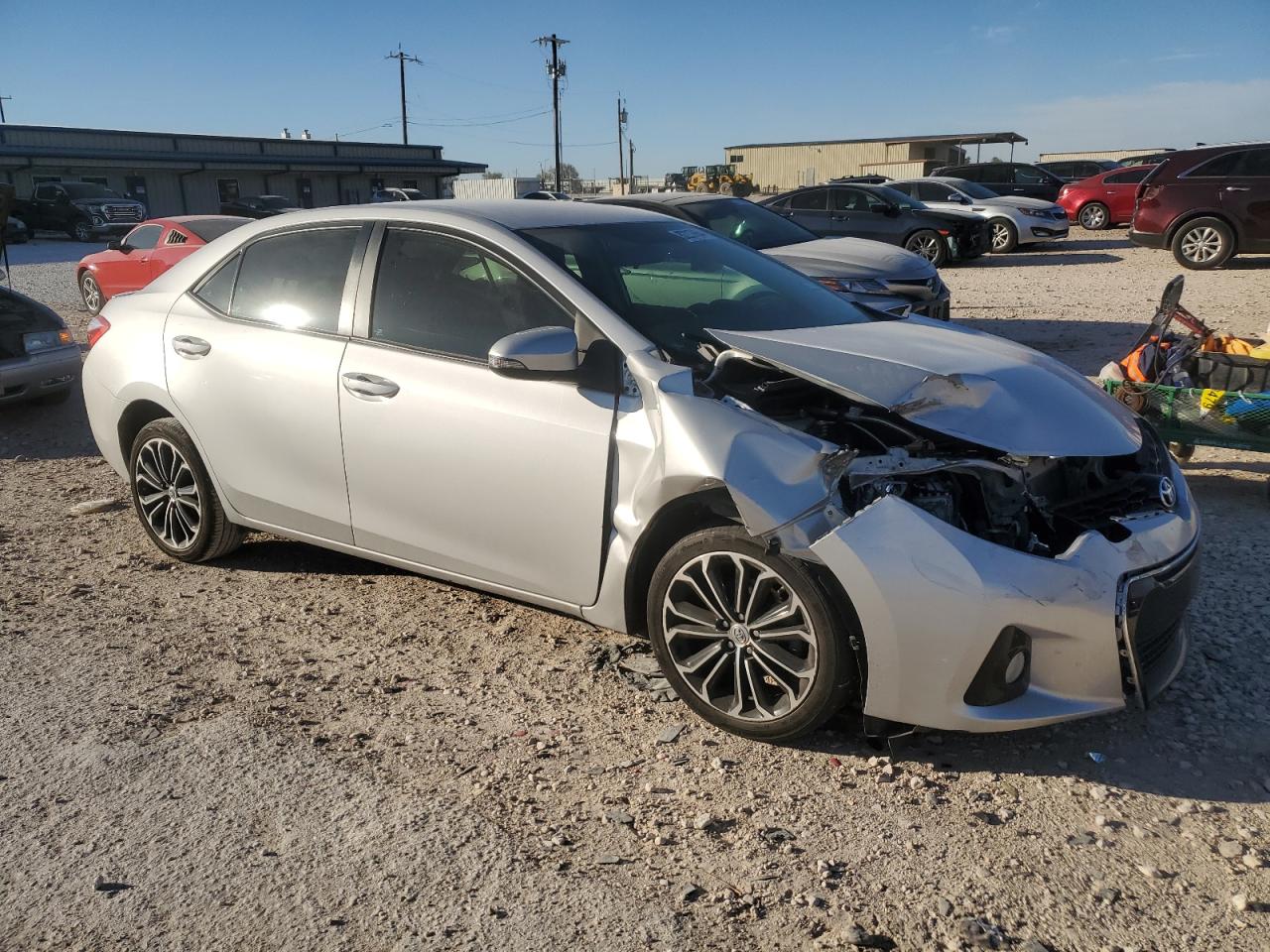 2016 Toyota Corolla VIN 5YFBURHE4GP415338 Copart auction photo, front end damage thumbnail 4