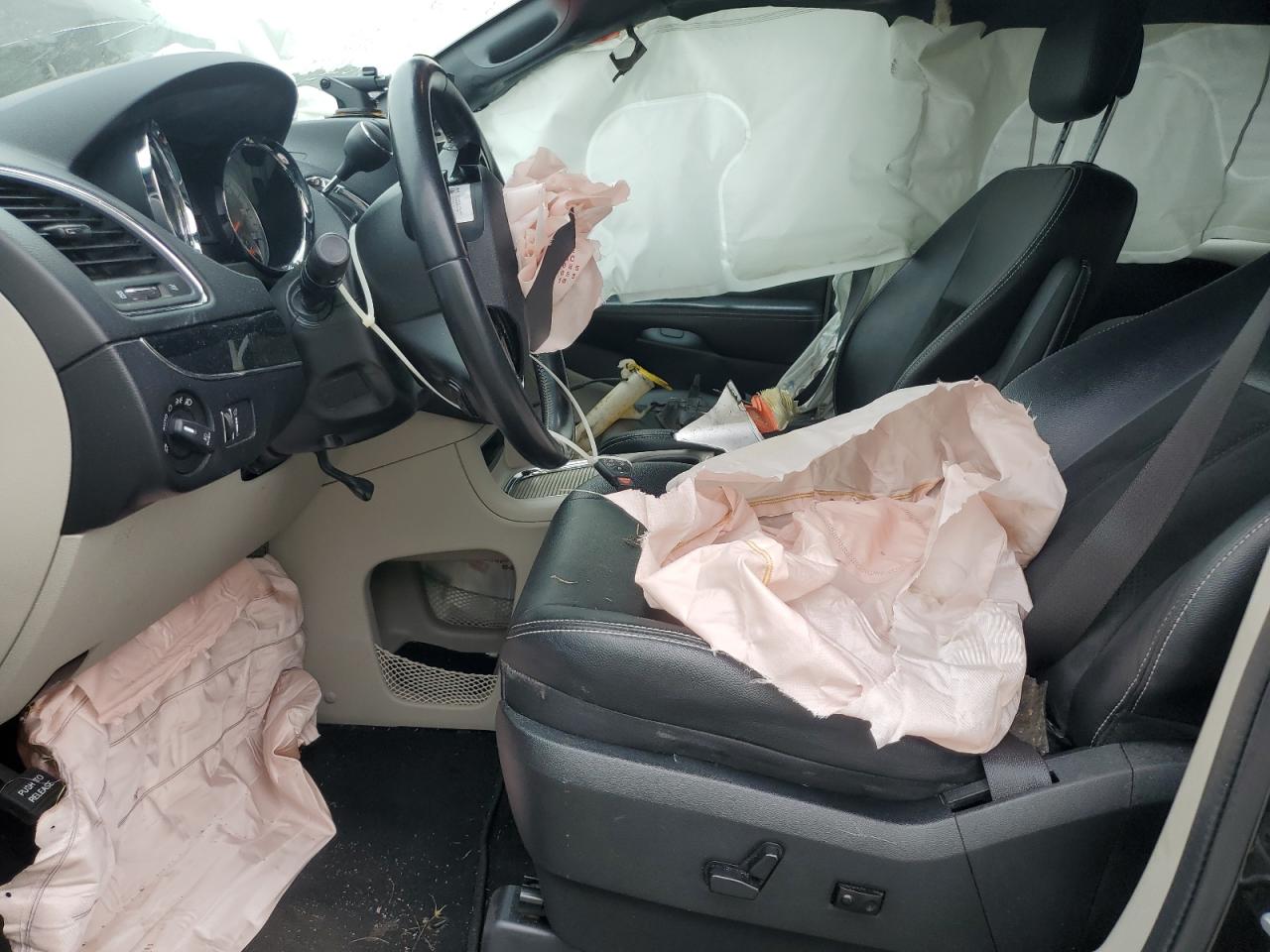 2019 Dodge Caravan VIN 2C4RDGCG4KR545964 Copart auction photo, front end damage thumbnail 7