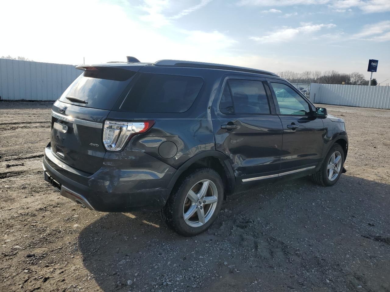 2017 Ford Explorer VIN 1FM5K8D86HGB05347 Copart auction photo, side / rear end damage thumbnail 3