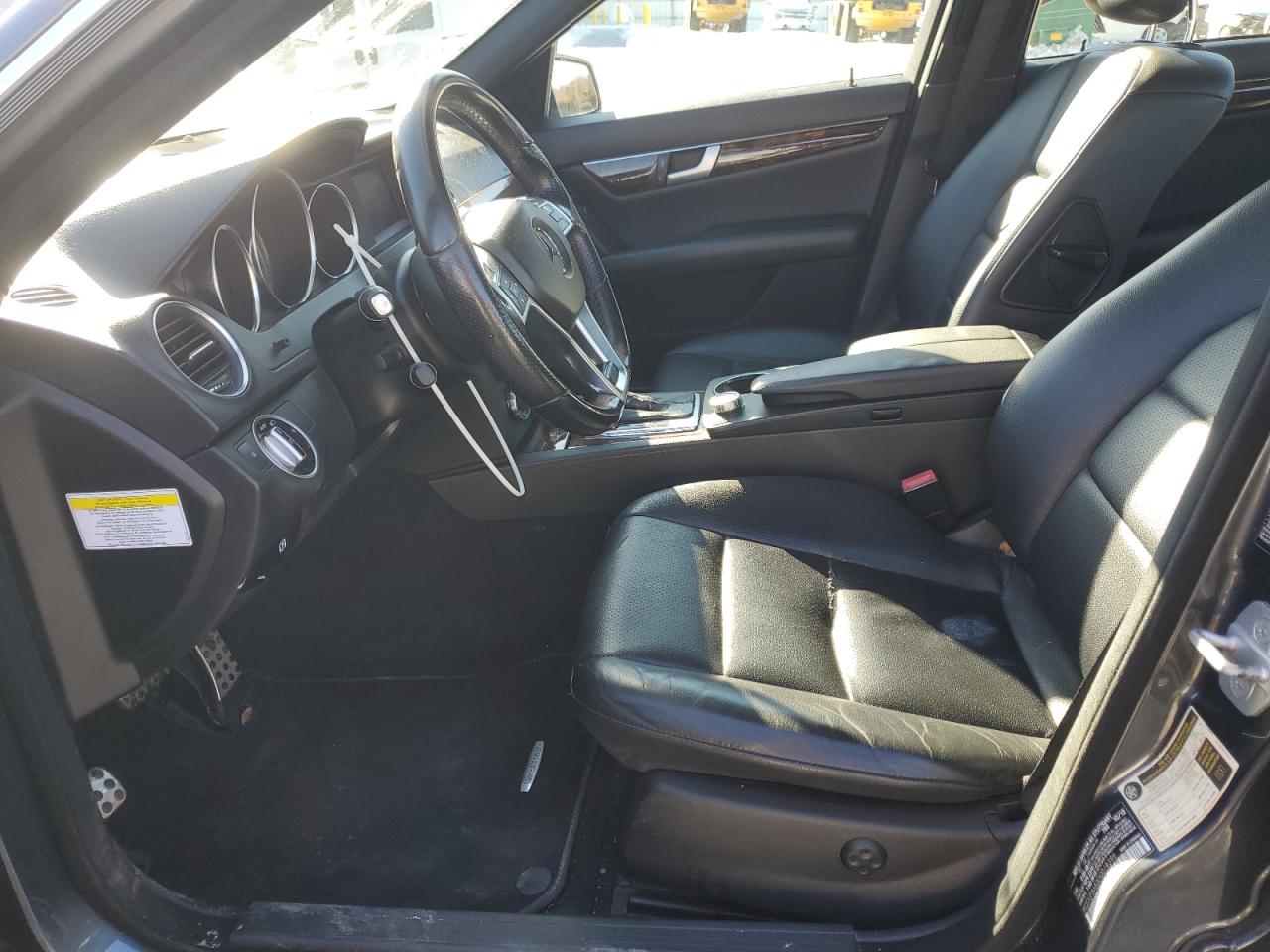 2013 Mercedes-Benz C-klasse VIN WDDGF8AB3DG019396 Copart auction photo, rear end damage thumbnail 7
