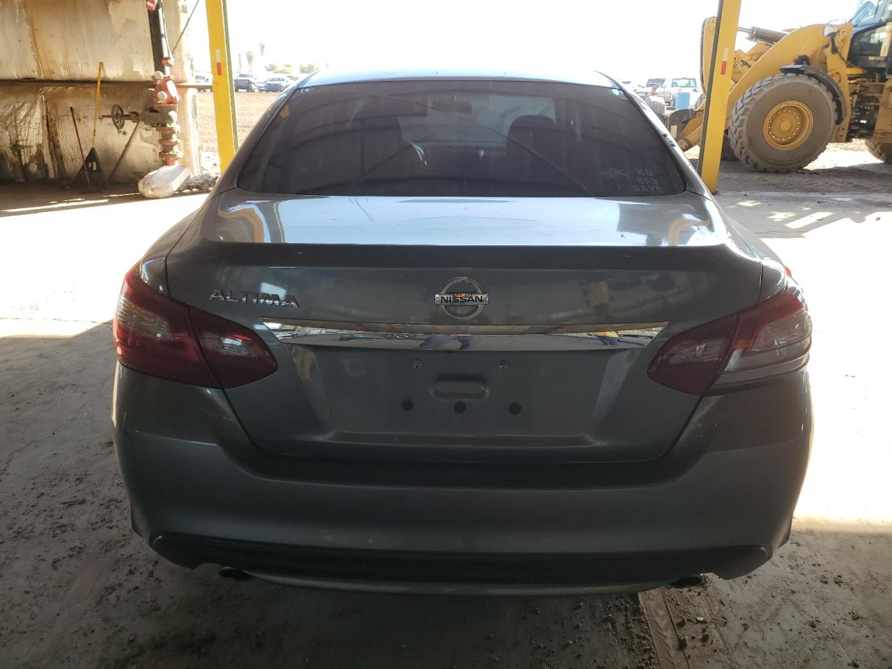 2018 Nissan Altima VIN 1N4AL3AP1JC475865 Copart auction photo, front end damage thumbnail 6