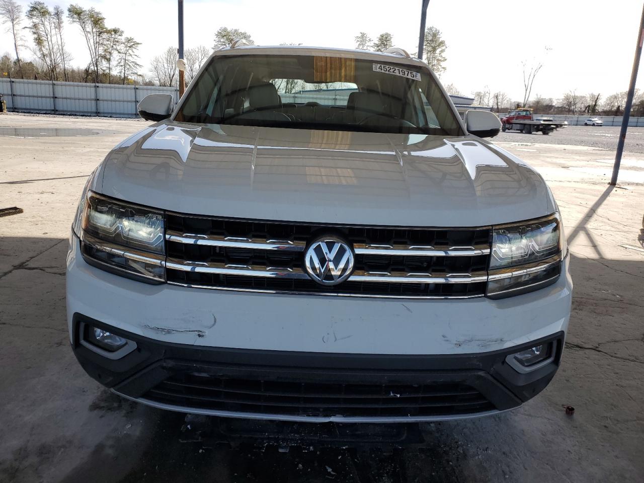 2019 Volkswagen Atlas VIN 1V2NR2CA9KC609986 Copart auction photo, rear end damage thumbnail 5