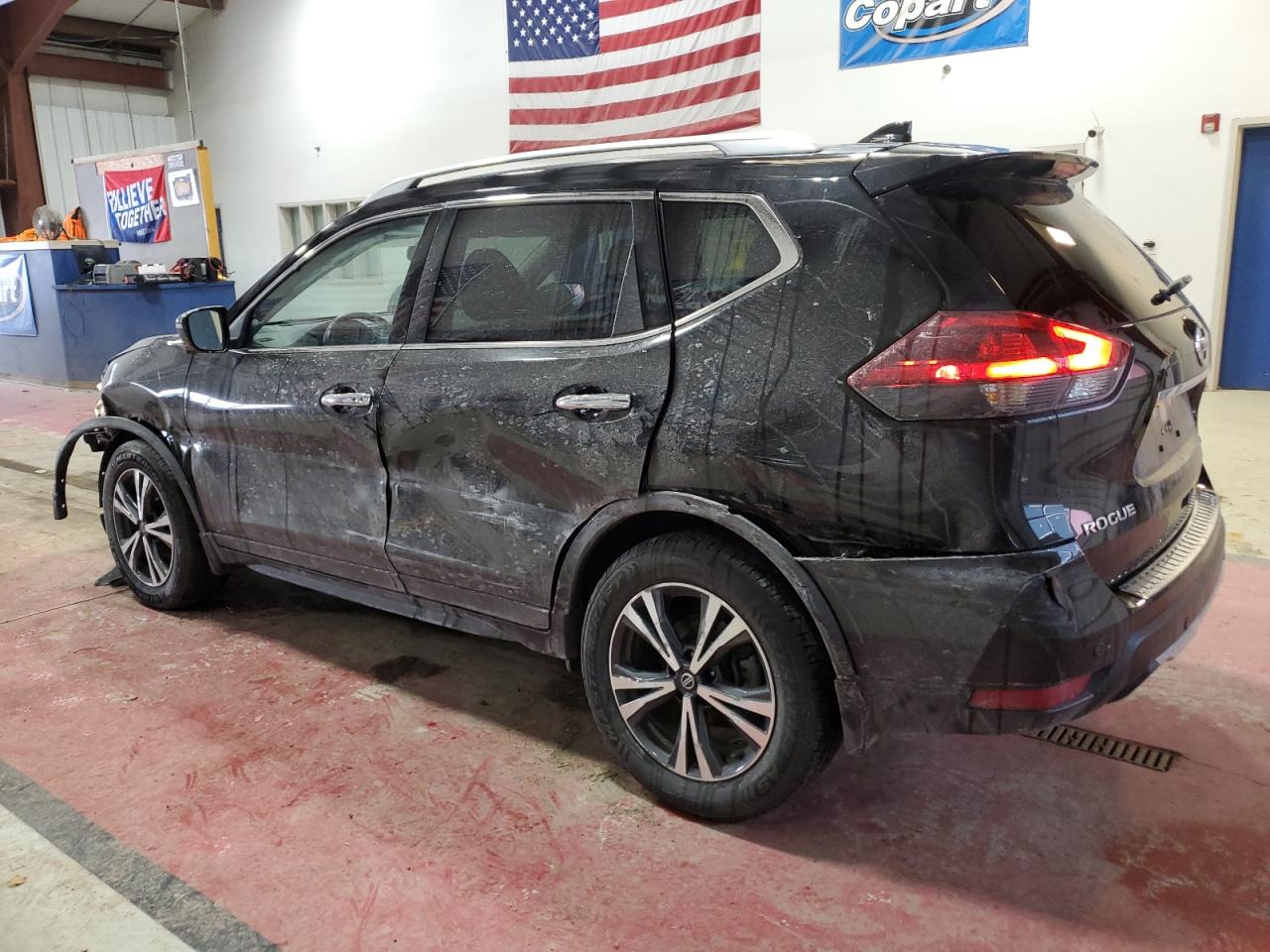 2020 Nissan Rogue VIN JN8AT2MV2LW136908 Copart auction photo, side / front end damage thumbnail 2