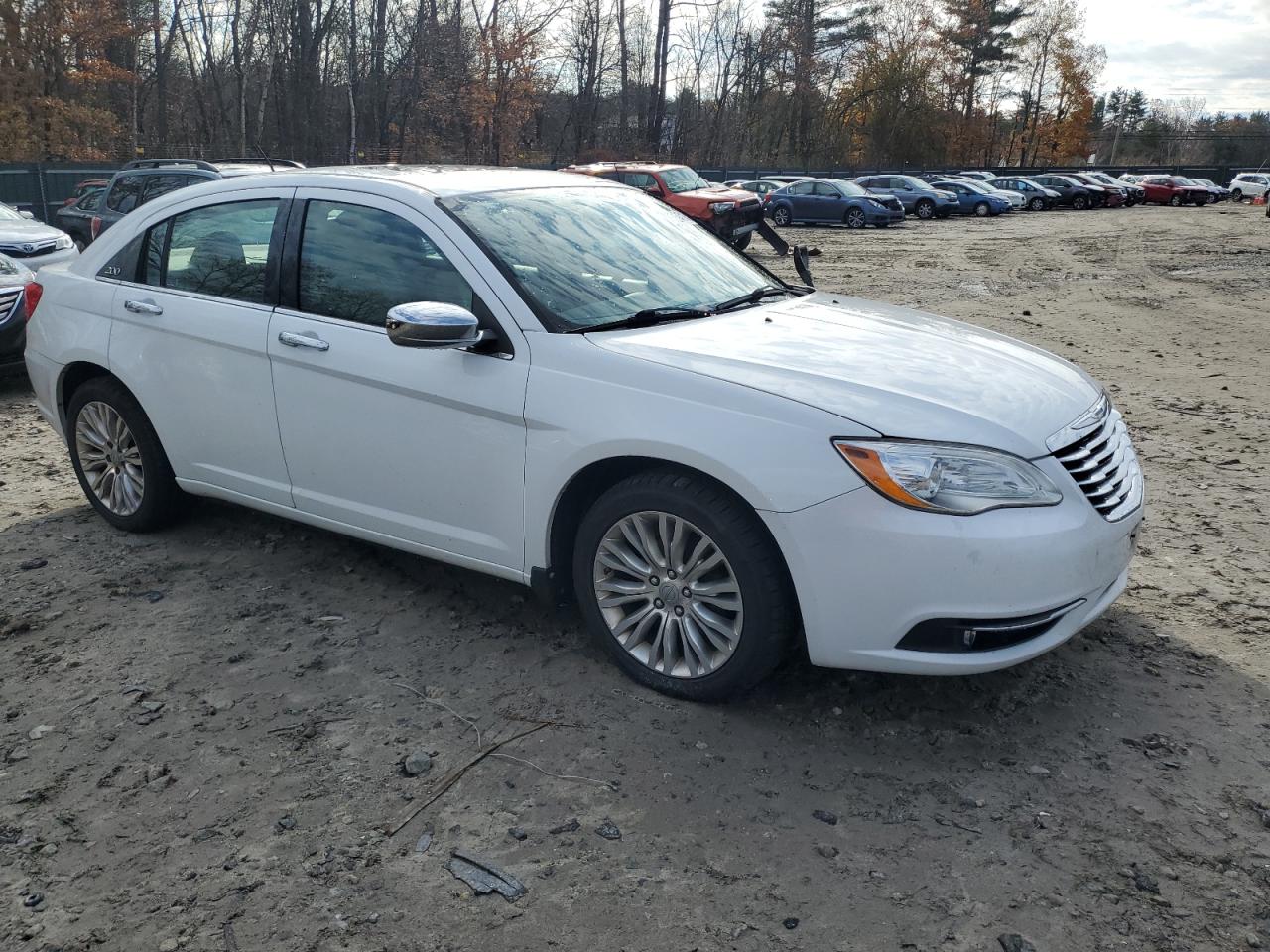 2012 Chrysler 200 VIN 1C3CCBCG5CN108120 Copart auction photo, side / minor dent/scratches damage thumbnail 4