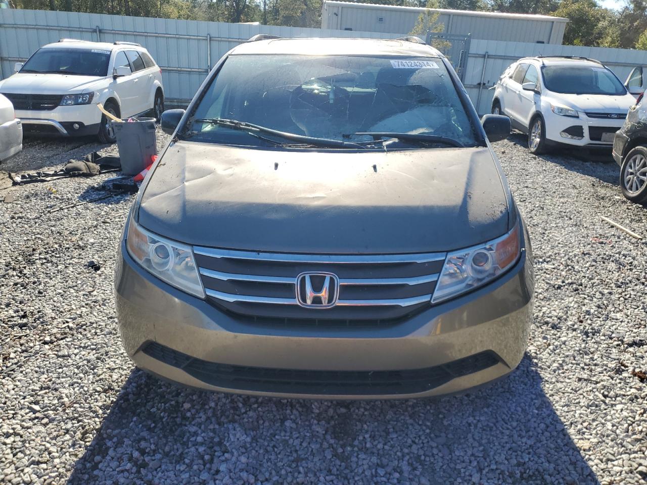2011 Honda Odyssey VIN 5FNRL5H60BB058053 Copart auction photo, front end / top/roof damage thumbnail 5