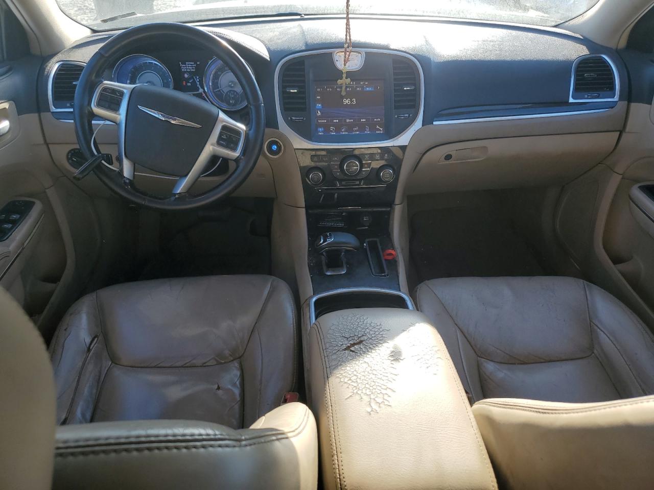 2013 Chrysler 300 VIN 2C3CCAAG8DH613978 Copart auction photo, front end / top/roof damage thumbnail 8