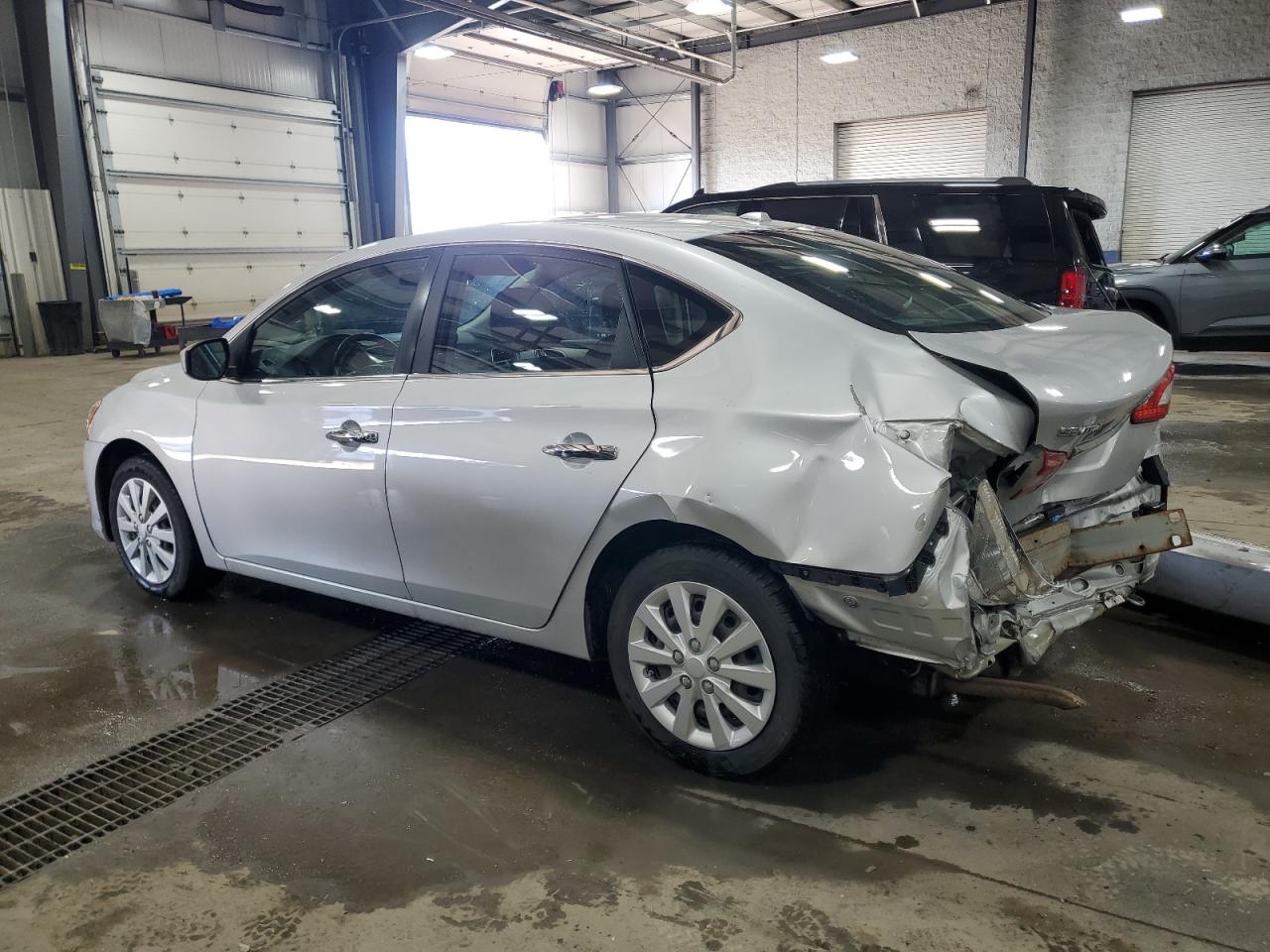 2015 Nissan Sentra VIN 3N1AB7AP5FL633532 Copart auction photo, rear end damage thumbnail 2