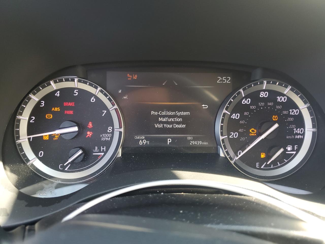 2022 Toyota Highlander VIN 5TDGZRBH3NS566864 Copart auction photo, all over damage thumbnail 9