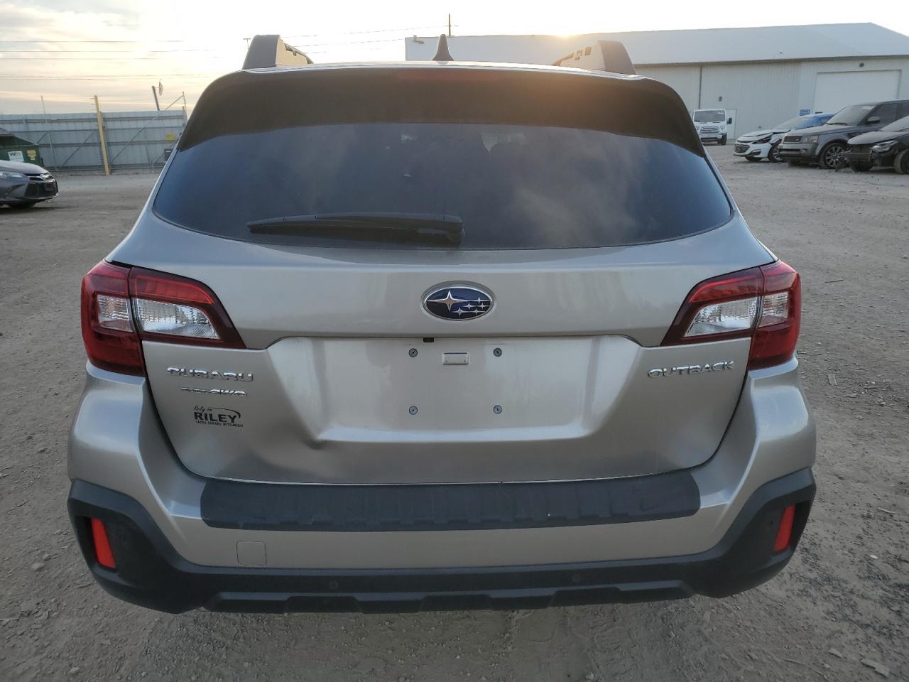 2018 Subaru Outback VIN 4S4BSANC0J3273494 Copart auction photo, front end / side damage thumbnail 6