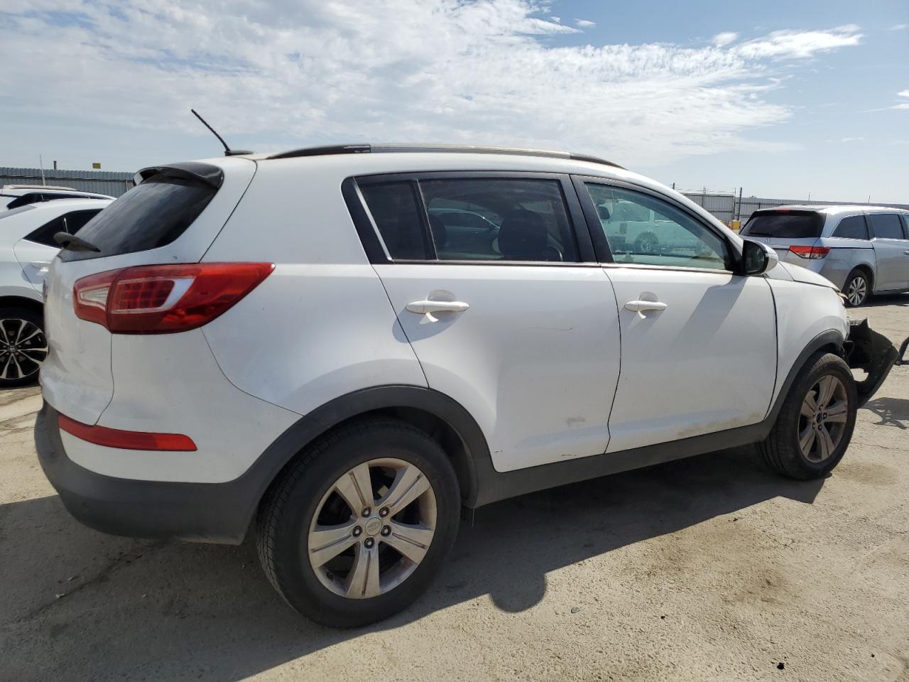 2011 KIA Sportage VIN KNDPB3A20B7080212 Copart auction photo, front end damage thumbnail 3