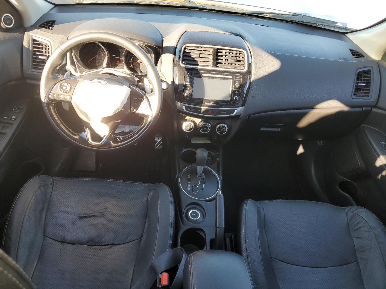 2017 Mitsubishi Outlander VIN JA4AR4AW3HZ028249 Copart auction photo, front end / side damage thumbnail 8