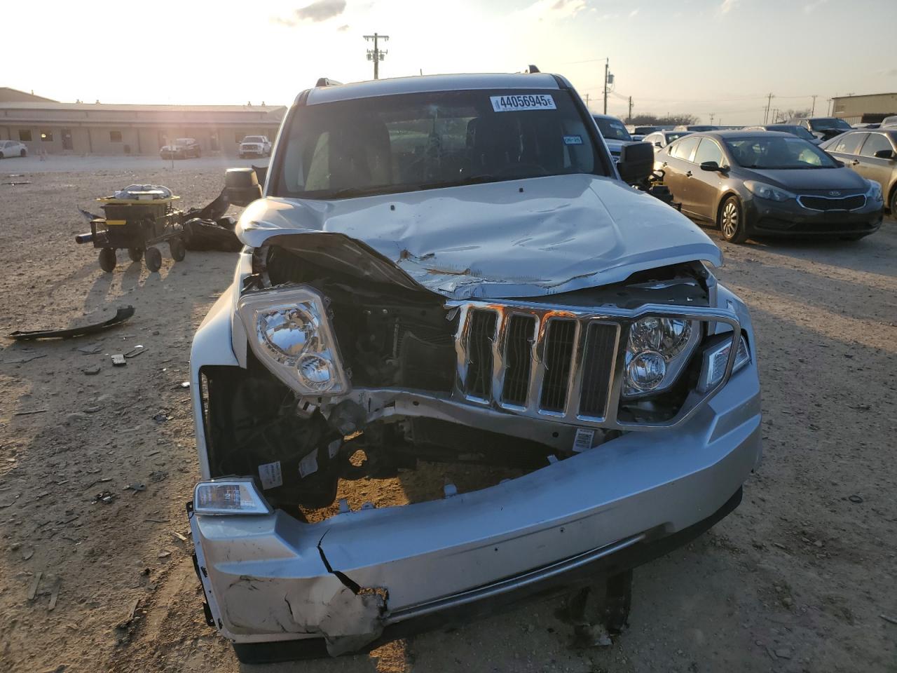 2012 Jeep Liberty (North America) VIN 1C4PJLFK4CW123534 Copart auction photo, front end / side damage thumbnail 5