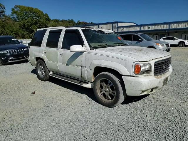 1999 Cadillac Escalade VIN 1GYEK13R8XR411548 Copart auction photo, top/roof damage thumbnail 11