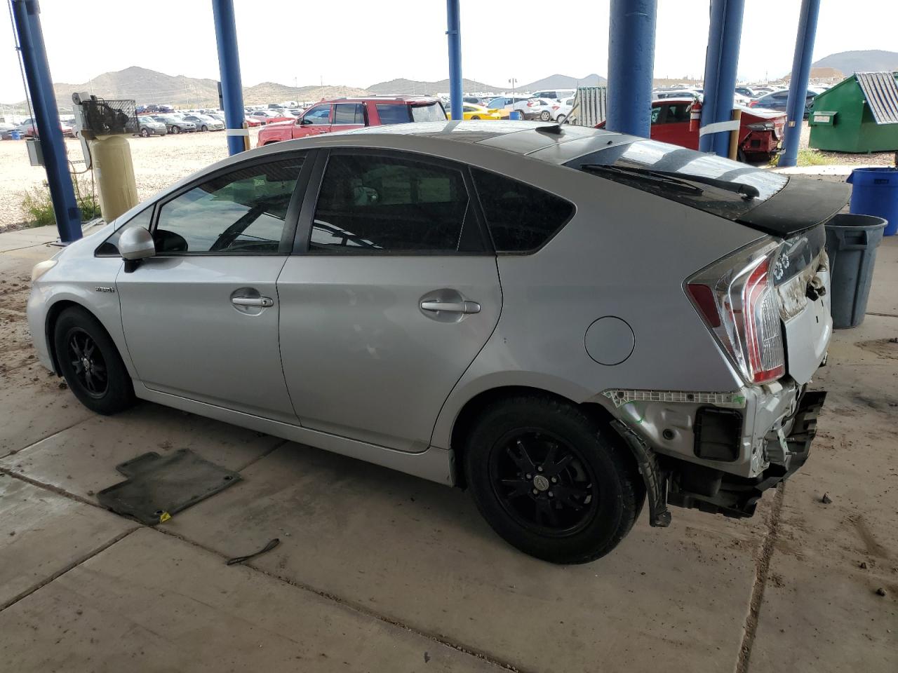 2013 Toyota Prius VIN JTDKN3DUXD5588331 Copart auction photo, rear end damage thumbnail 2