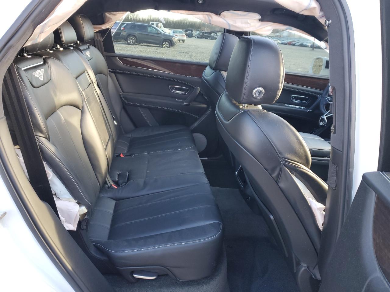 2020 Bentley Bentayga VIN SJAAM2ZV2LC028213 Copart auction photo, front end / rear end damage thumbnail 11
