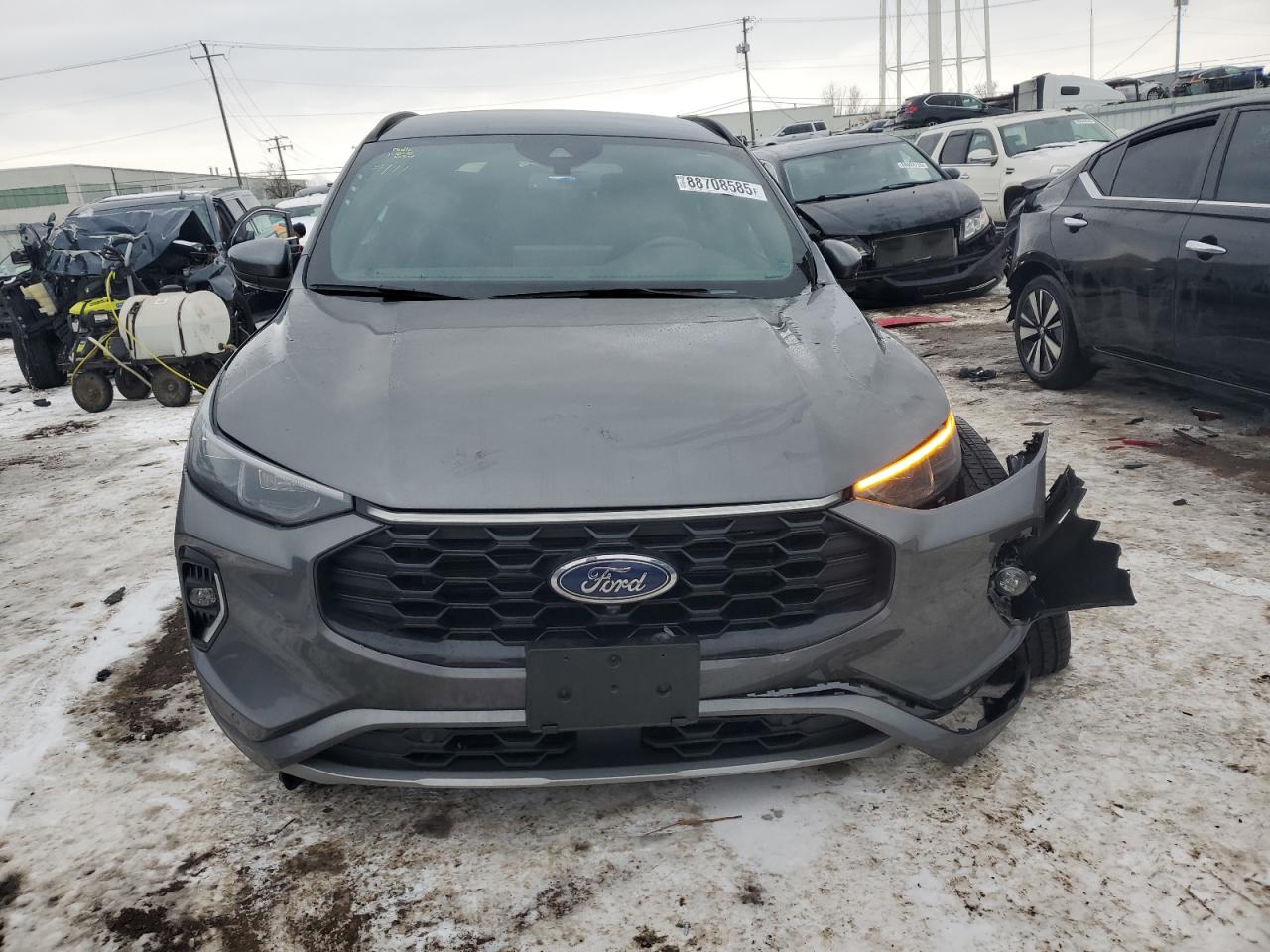 2023 Ford Escape VIN 1FMCU9PAXPUB36090 Copart auction photo, front end / side damage thumbnail 5