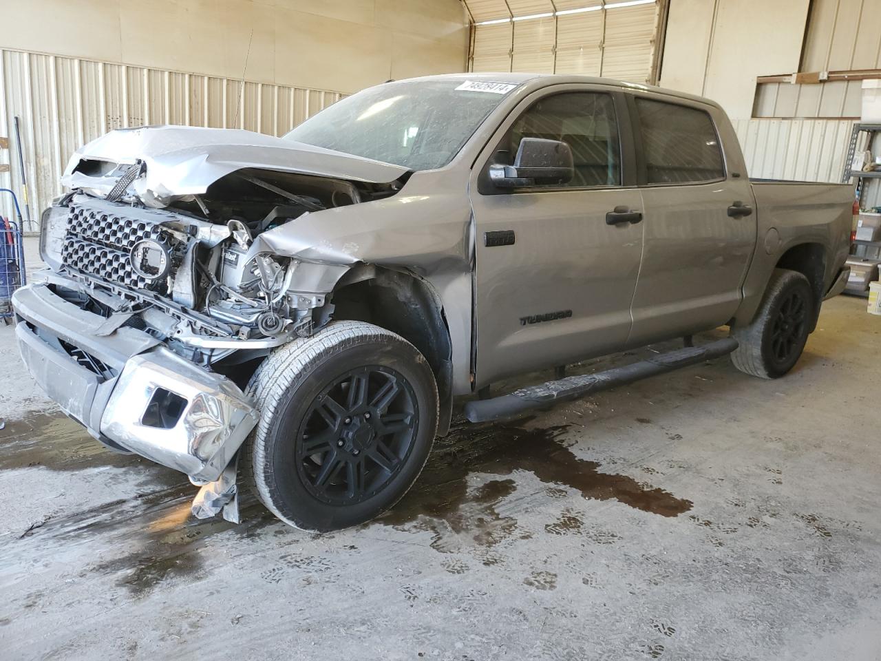 2018 Toyota Tundra VIN 5TFDW5F13JX698321