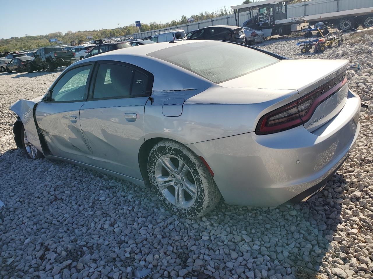 2020 Dodge Charger VIN 2C3CDXBG8LH189215 Copart auction photo, front end / side damage thumbnail 2