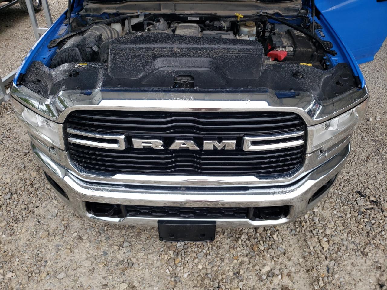 2020 RAM 3500 VIN 3C63RRLL5LG216351 Copart auction photo, rear end / minor dent/scratches damage thumbnail 11