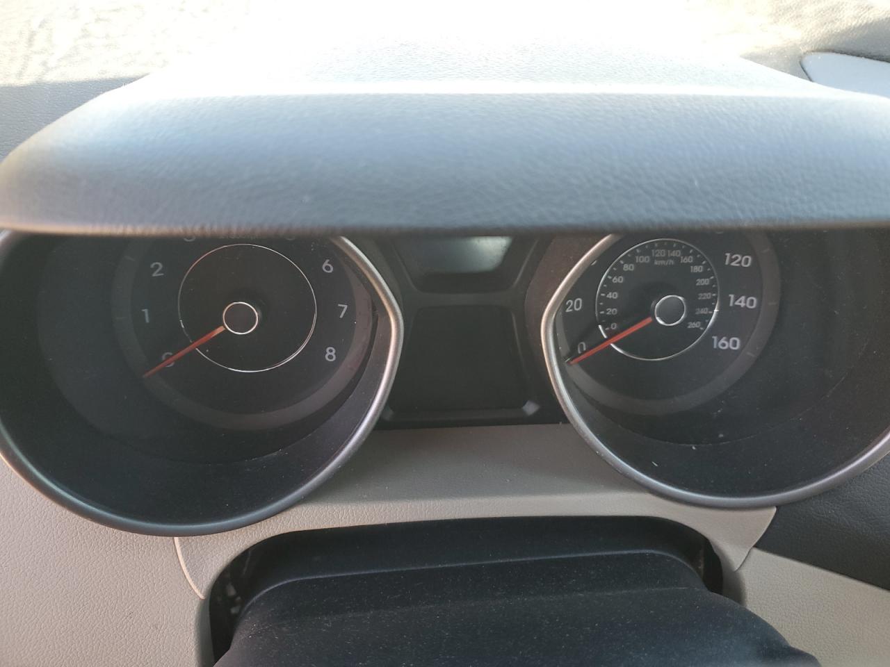2015 Hyundai Elantra VIN 5NPDH4AE1FH634490 Copart auction photo, vandalism / side damage thumbnail 9