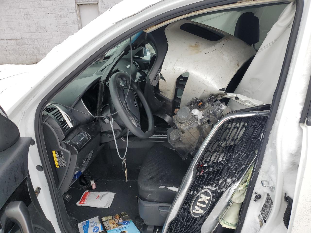 2015 KIA Sorento VIN 5XYKTCA63FG650951 Copart auction photo, all over damage thumbnail 7